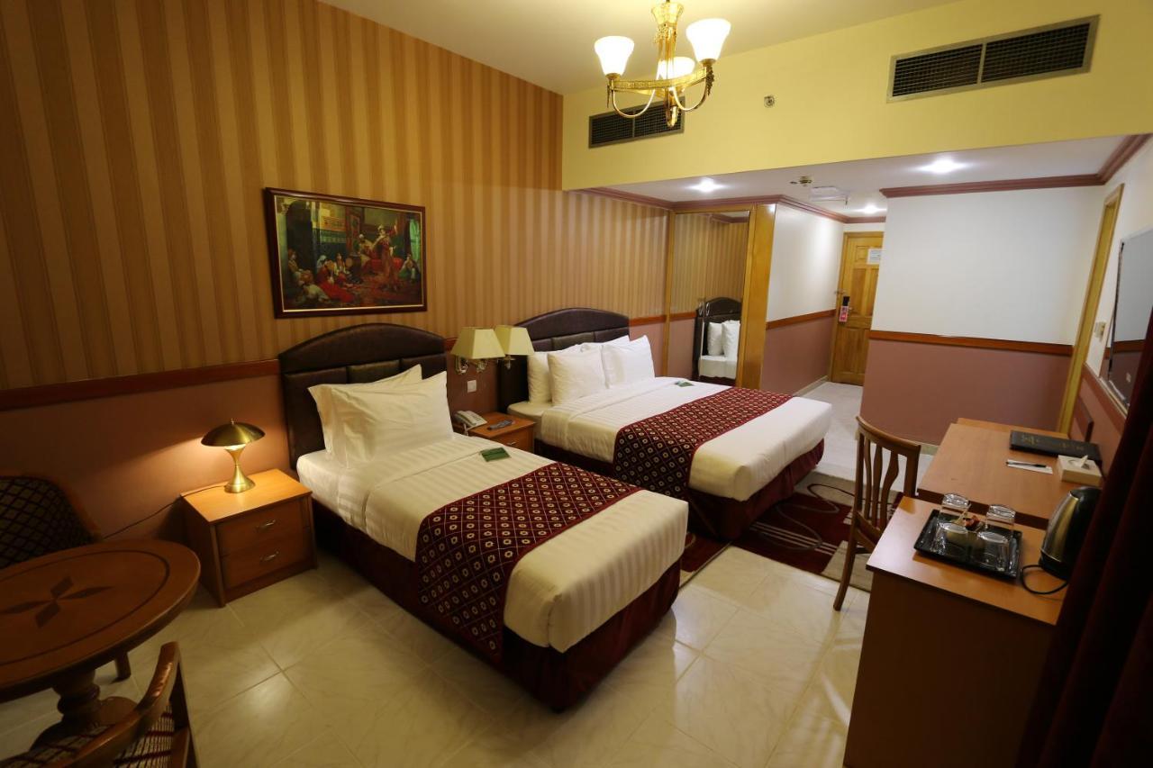 New California Hotel Dubai Luaran gambar