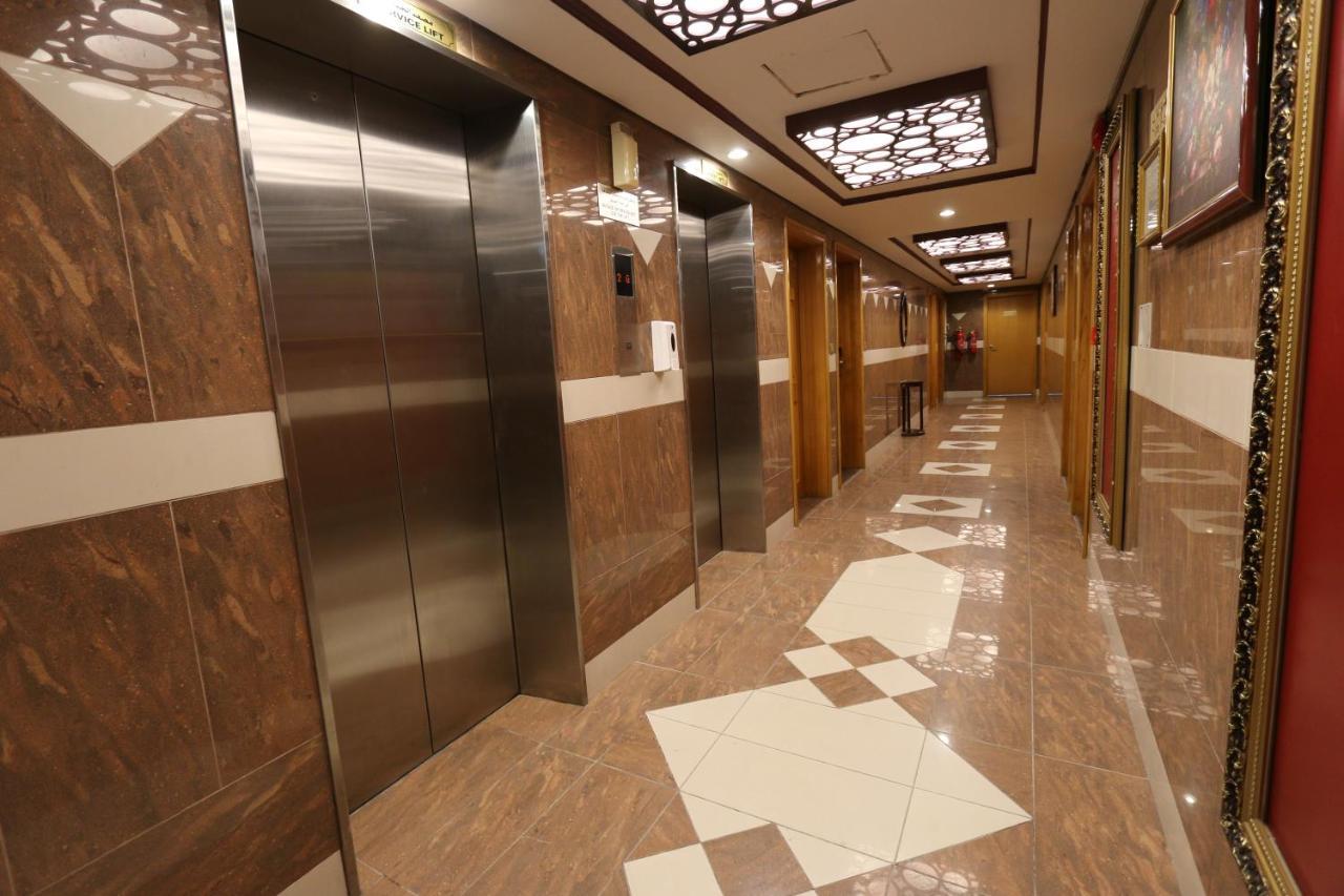New California Hotel Dubai Luaran gambar