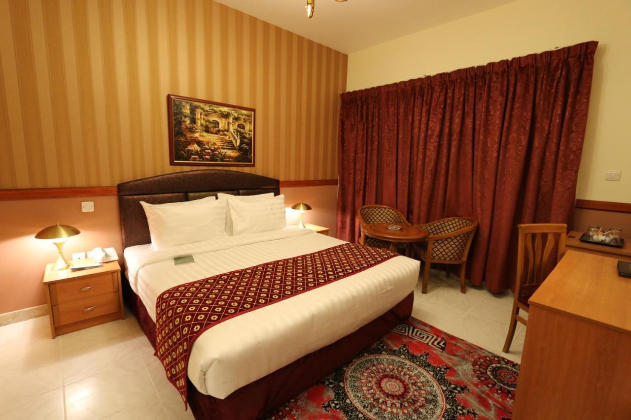 New California Hotel Dubai Luaran gambar