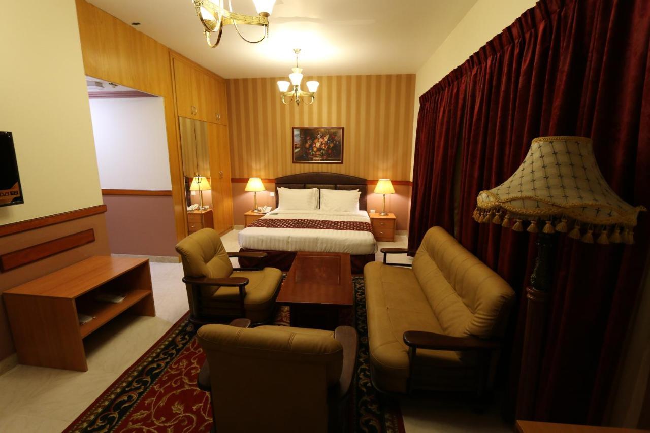 New California Hotel Dubai Luaran gambar