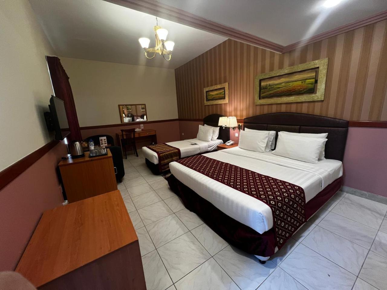 New California Hotel Dubai Luaran gambar